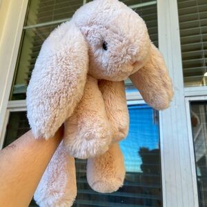 NWT Smudge Rabbit 🐇 Medium
